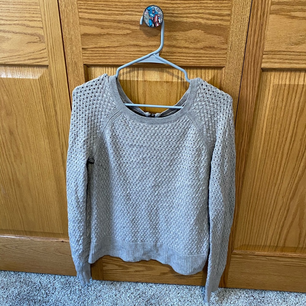 American Eagle sweater